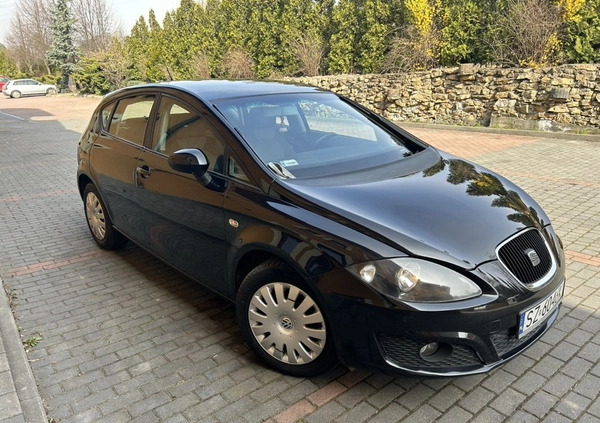 Seat Leon cena 17700 przebieg: 153000, rok produkcji 2011 z Będzin małe 352
